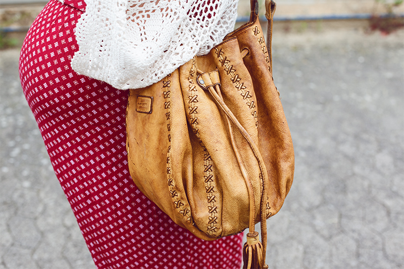 always-like-a-feather-outfit-boho-kleid-schwangerschaft-02